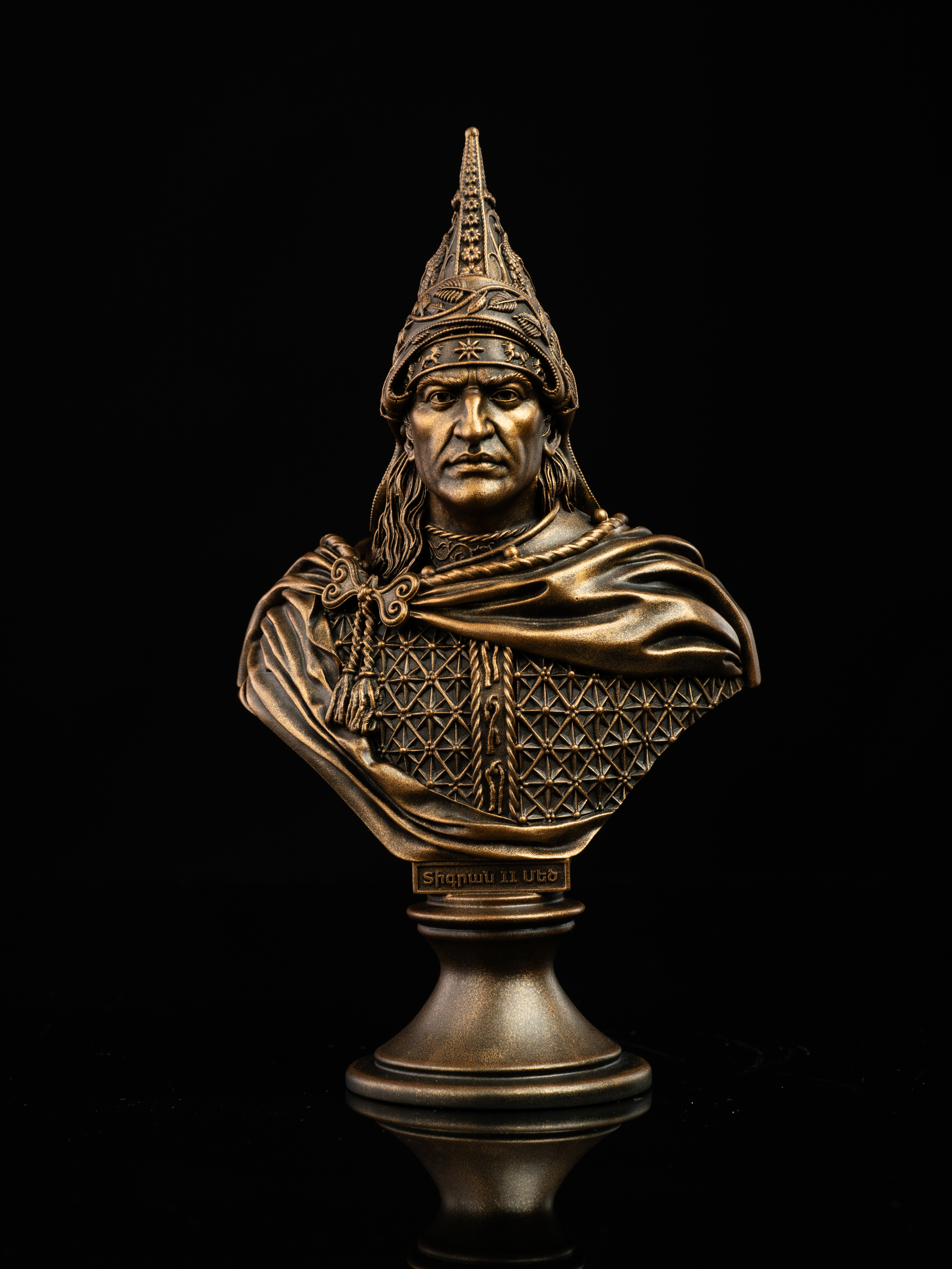Бюст Царь Тигран Великий II (состаренная бронза)  купить